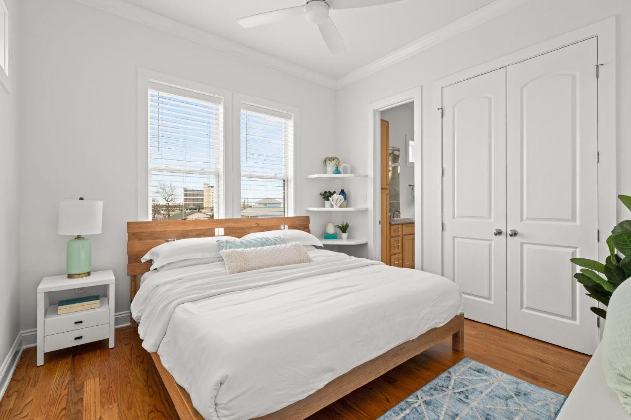 Crescent Moon Palace - A Luxury Home With Pool, Parking, Just Steps To The Beach Panama City Beach Kültér fotó