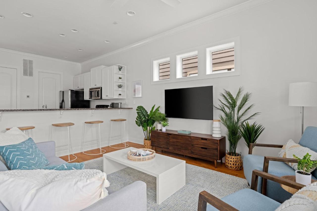 Crescent Moon Palace - A Luxury Home With Pool, Parking, Just Steps To The Beach Panama City Beach Kültér fotó