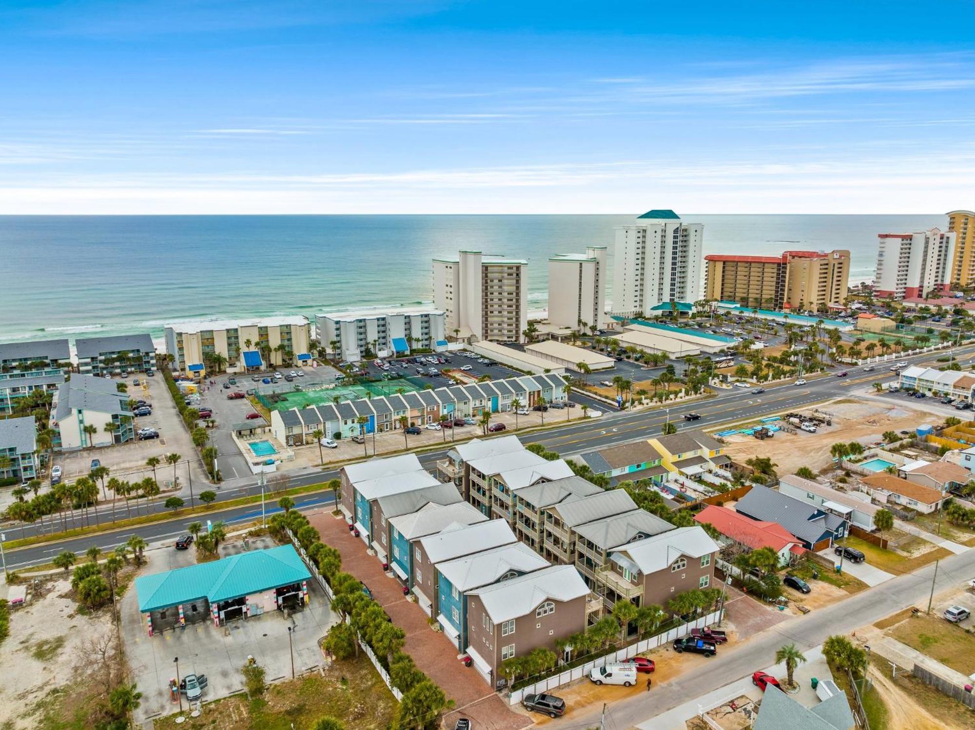 Crescent Moon Palace - A Luxury Home With Pool, Parking, Just Steps To The Beach Panama City Beach Kültér fotó